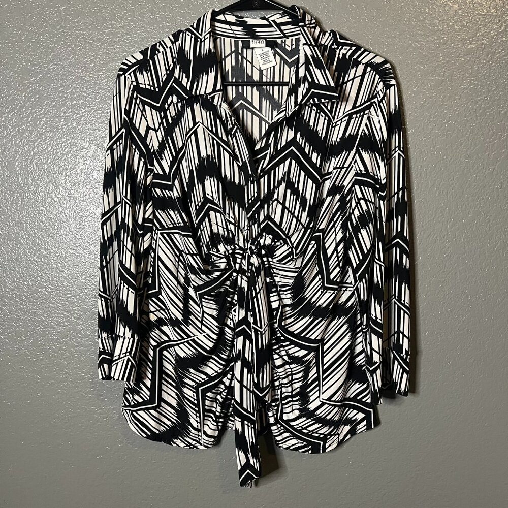 Studio 1940 Size L Black & White Geometric Print Tie-Front Collared Blouse